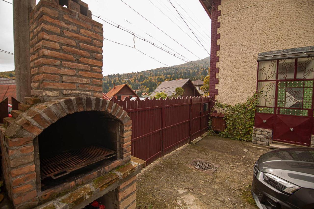 Casa Sara Lägenhet Sinaia Exteriör bild